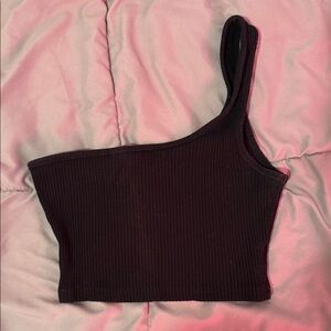 Black One-Shoulder Ribbed Crop Top